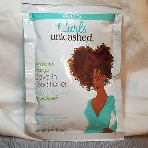 CURLS unleashed Leave in Conditioner